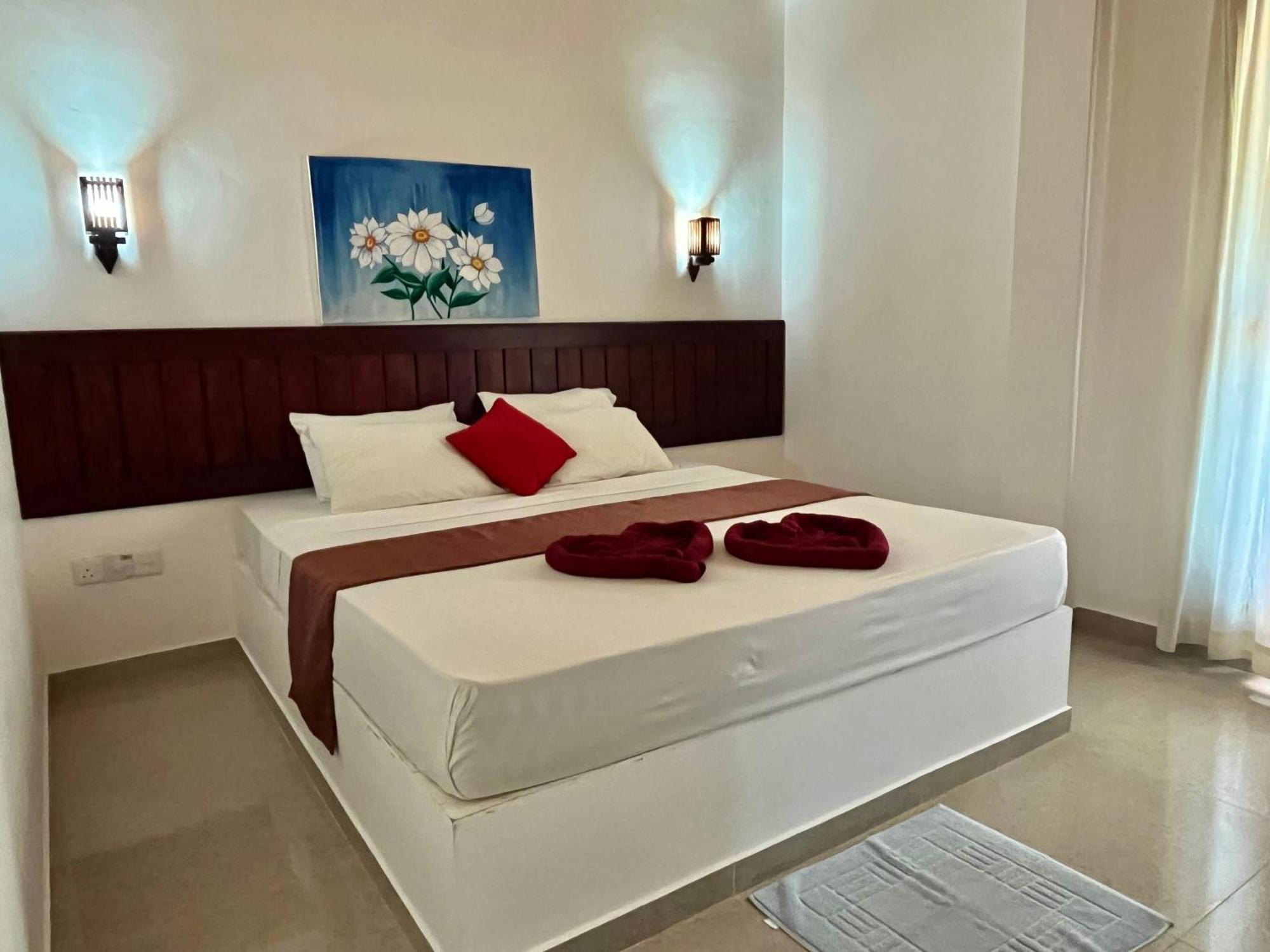 Sundowners Guesthouse Hikkaduwa Kültér fotó
