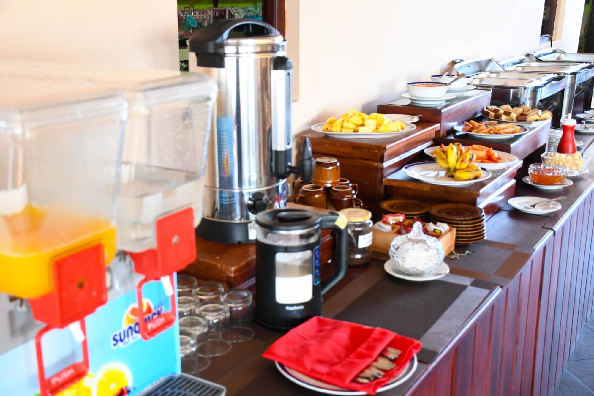 Sundowners Guesthouse Hikkaduwa Kültér fotó